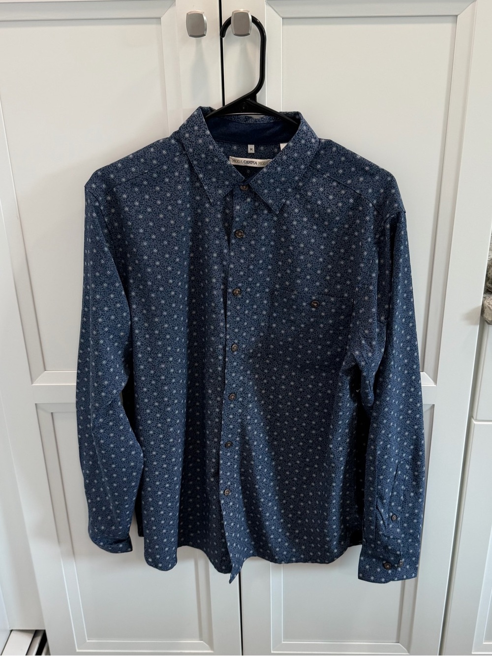 Moda Campia Moda blue patterned button up shirt